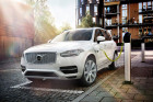 Volvo XC90 T8 Twin Engine: Bei 16 Ampere ist die Batterie in 2,5 Stunden wieder voll und reicht dann für mehr als 40 Kilometer rein elektrisches Fahren.