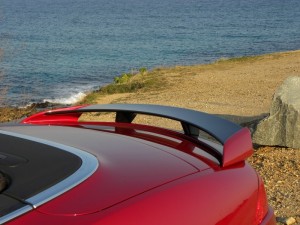 Der Heckspoiler des Jaguar XKR-S Cabriolet