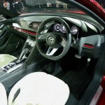 Das Cockpit des japanischen Konzeptfahrzeugs Mazda Takeri