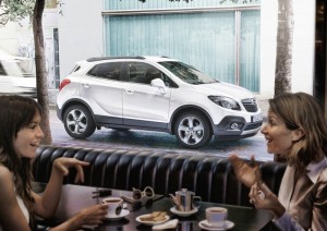 Der neue Opel Mokka in der Seitenansicht