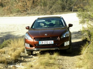 Das Front des neuen Peugeot 508 RXH