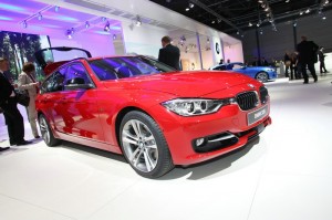 BMW präsentiert neuen 3er Touring auf der AMI 2012