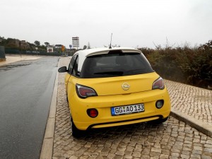 Die Heckpartie des Opel Adam