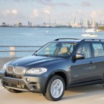 2010-er BMW X5 xDrive40d in der Frontansicht