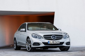 Facelift-Modell Mercedes-Benz E-Klasse als Limousine