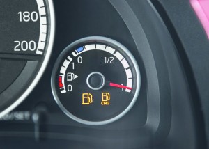 Die Anzeige für Gas im Volkswagen Eco-Up