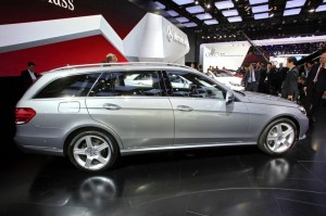 Mercedes-Benz E-Klasse T-Modell auf der Detroit Motor Show 2013