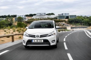 Die Frontpartie des überarbeiteten Toyota Verso