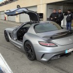 Mercedes-Benz SLS AMG Coupe Black Series mit geöffneten Flügeltüren