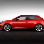 Roter Seat Leon SC 2013 in der Seitenansicht