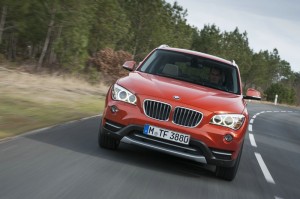 Die Frontpartie des BMW X1 xDrive 1.8d