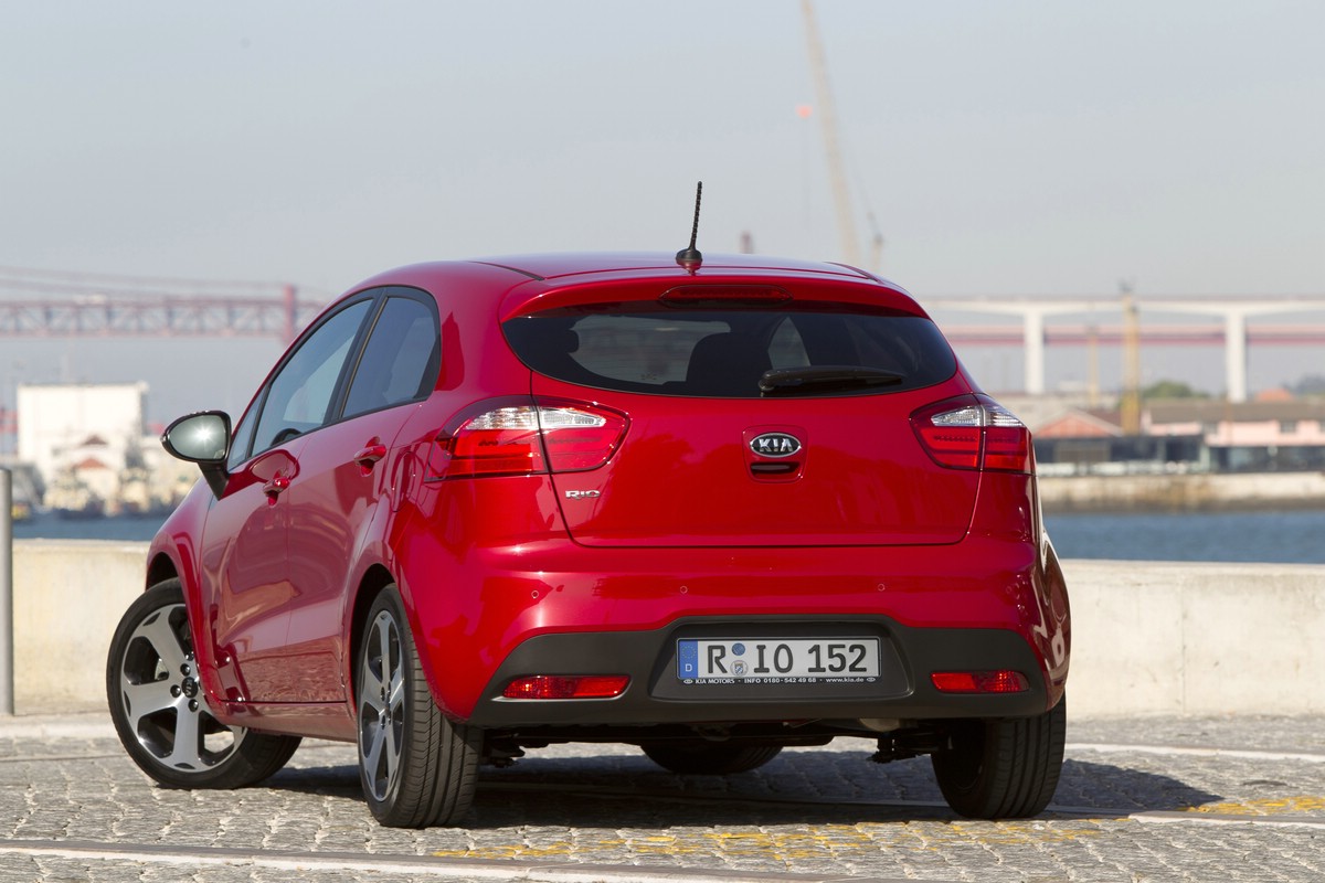 Kia rio iii ub