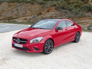 Mercedes-Benz CLA 250 Exterieur Bilder und Fotos