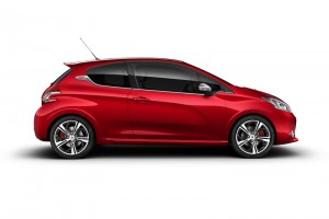 Die Seitenpartie des Peugeot 208 GTi