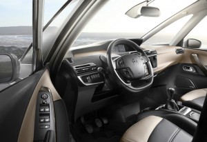 Das Cockpit des neuen Citroen C4 Picasso