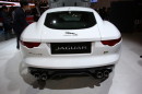 Jaguar F-Type Coupé auf der Tokio Motor Show 2013